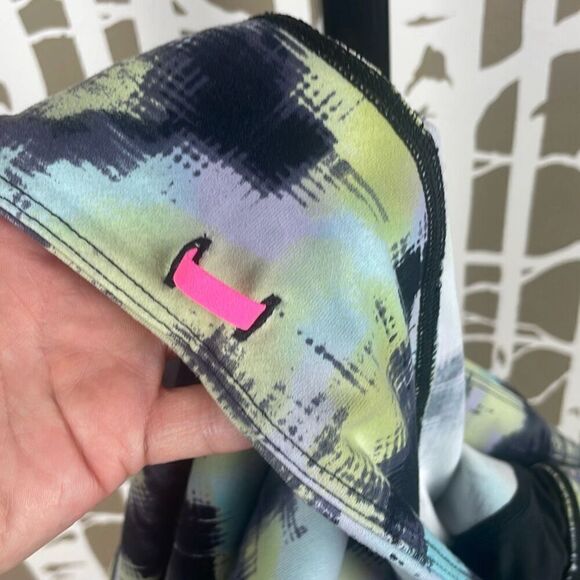 Victoria’s Secret Knockout Short M - Picture 6 of 7